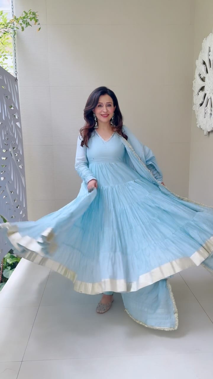 Post 3 by Mirayaz Jaipur on Instagram (video)