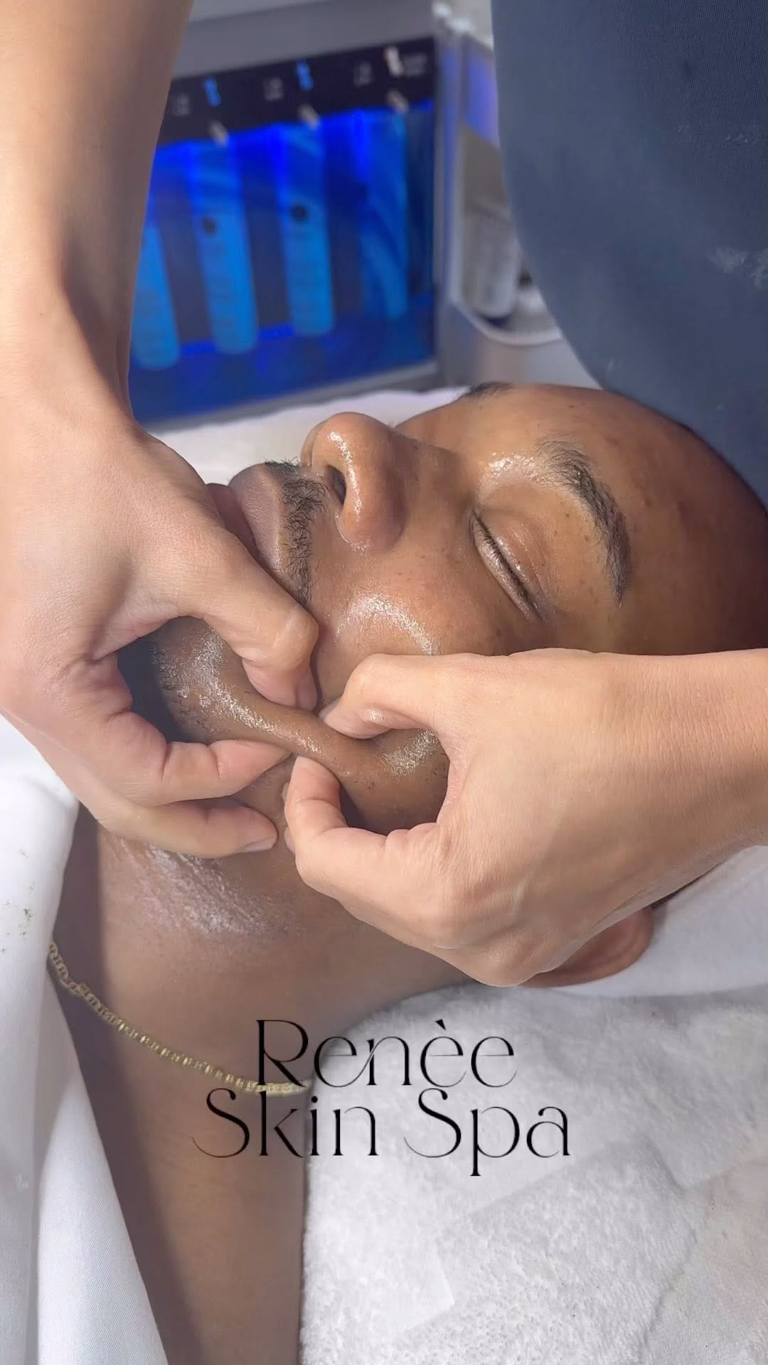 Post 10 by Aesthetician Eda Bulgan on Instagram (video)