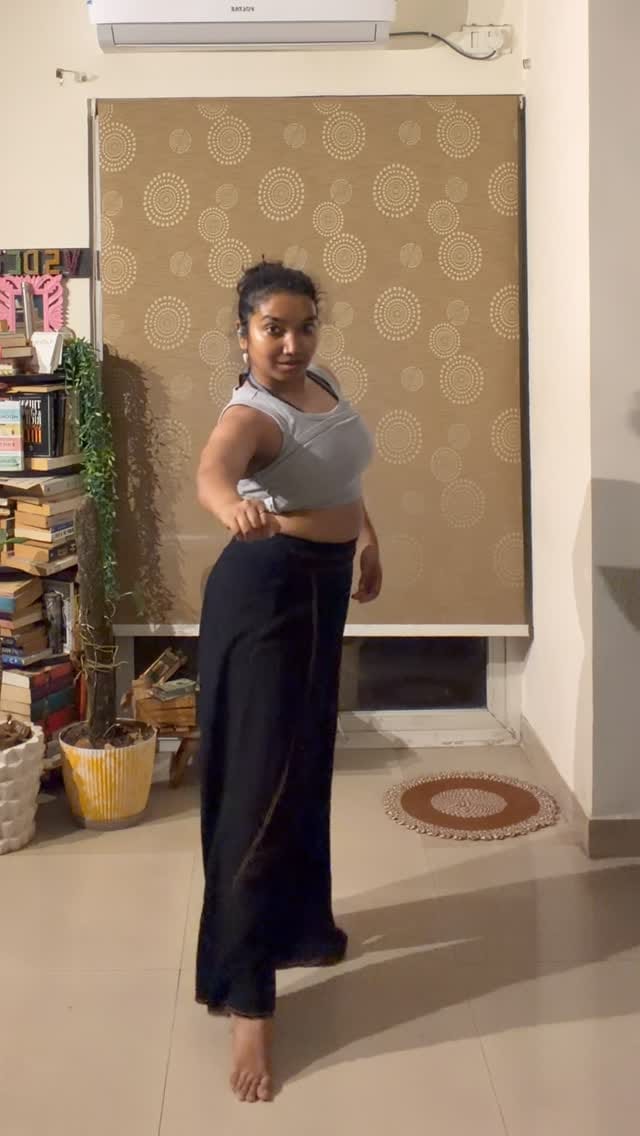 Post 10 by Mansi Kumari 🧿 on Instagram (video)