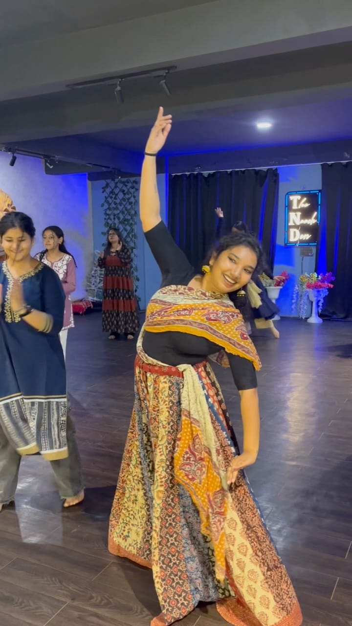 Post 5 by Mansi Kumari 🧿 on Instagram (video)