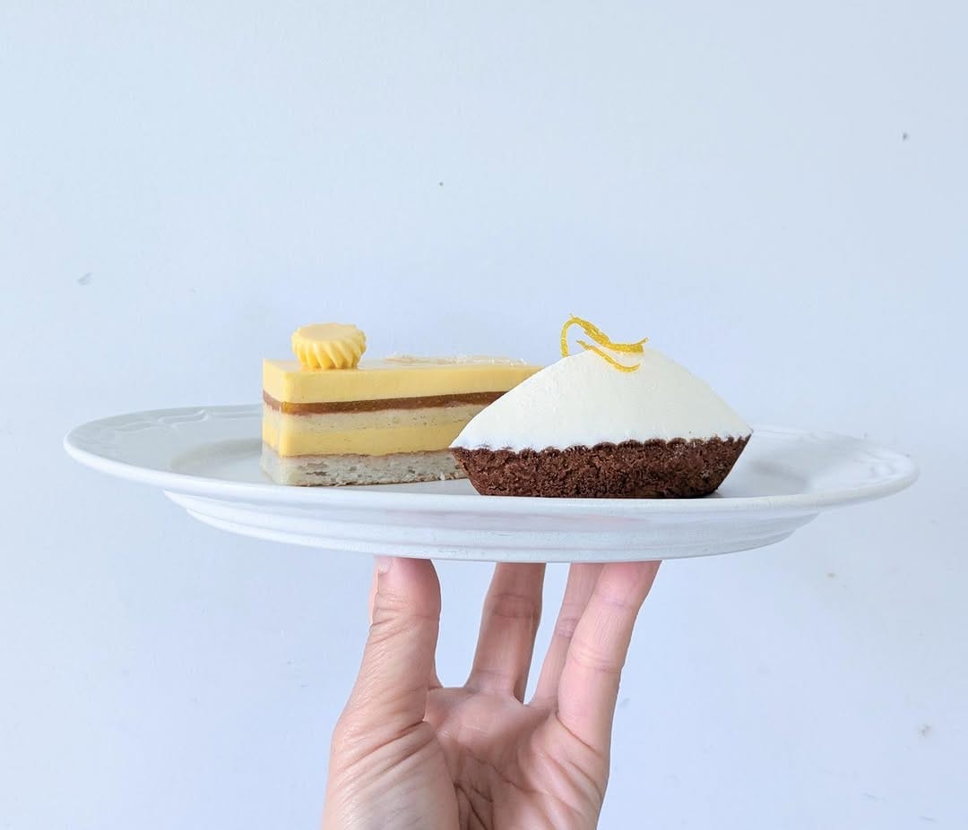 Post 8 by おかしや page パージュ/あきる野市/焼き菓子/洋菓子 on Instagram (carousel)