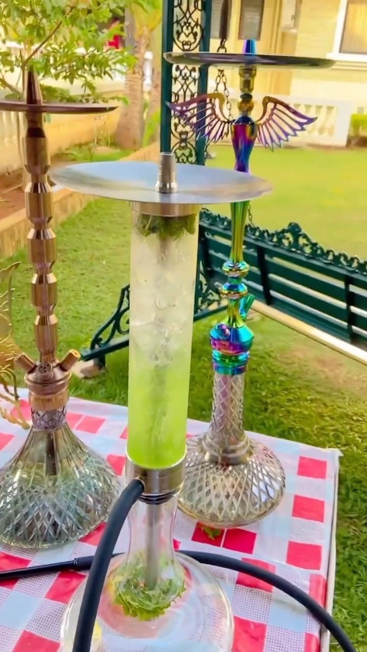Post 4 by House of smoke™️ on Instagram (video)