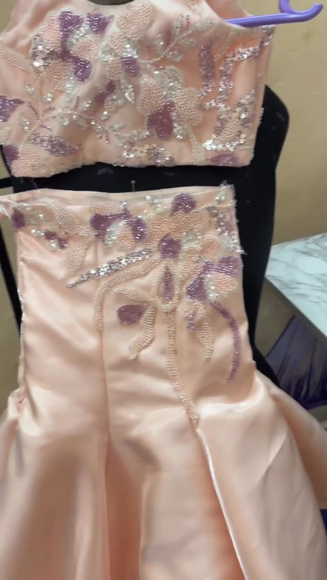 Post 8 by RUKHSAR KHAN | BOUTIQUE | DESIGNER on Instagram (video)