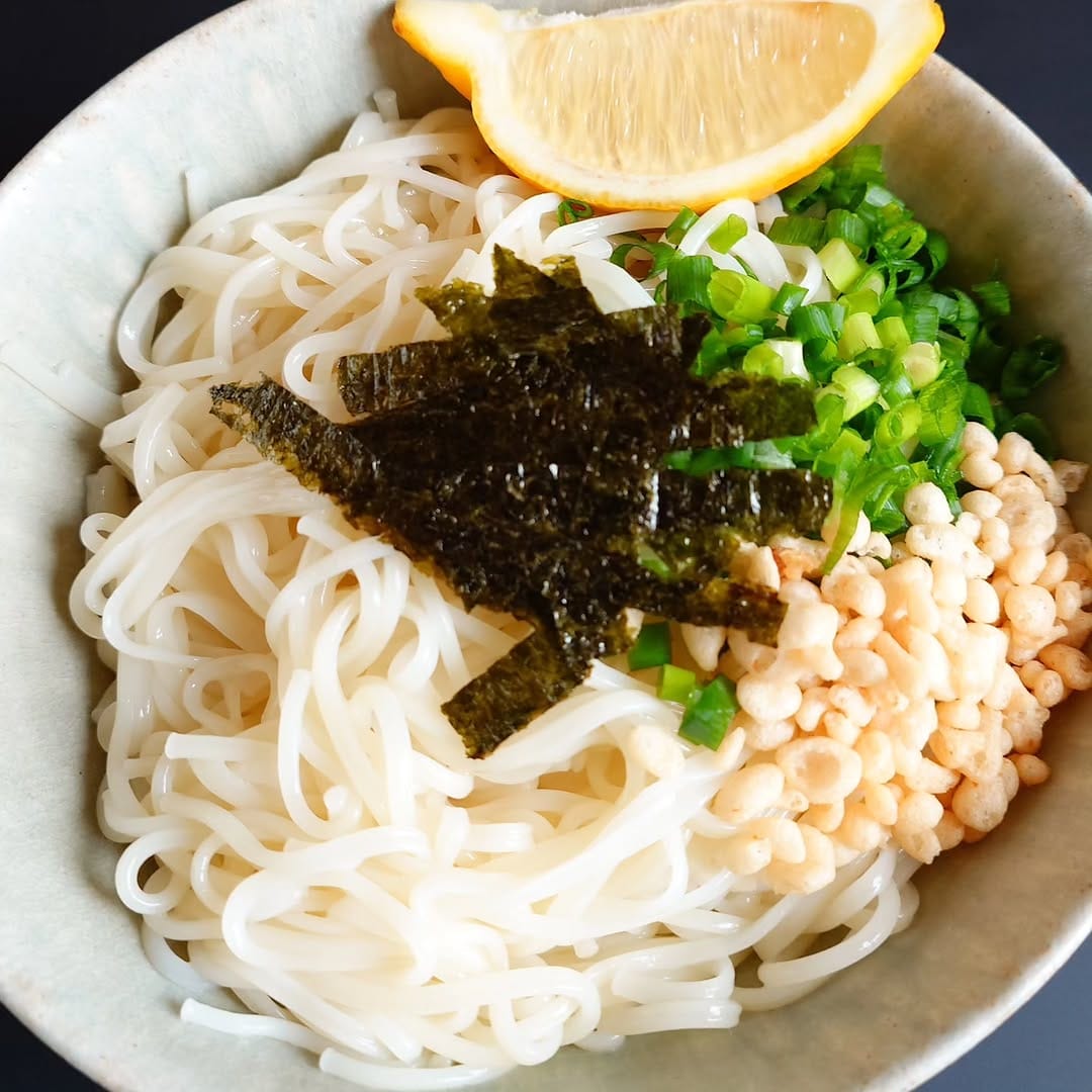 Post 2 by 小野製麺有限会社【公式】半田めん 太いそうめん on Instagram (carousel)