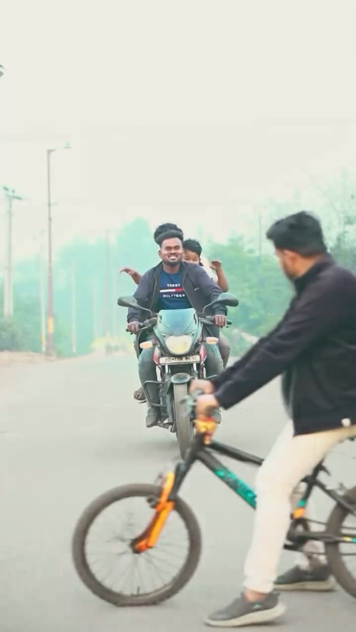 Post 9 by MOHAMMED SABIR on Instagram (video)