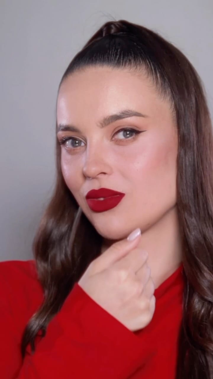 Post 6 by Liliya Cosmetics Official on Instagram (video)