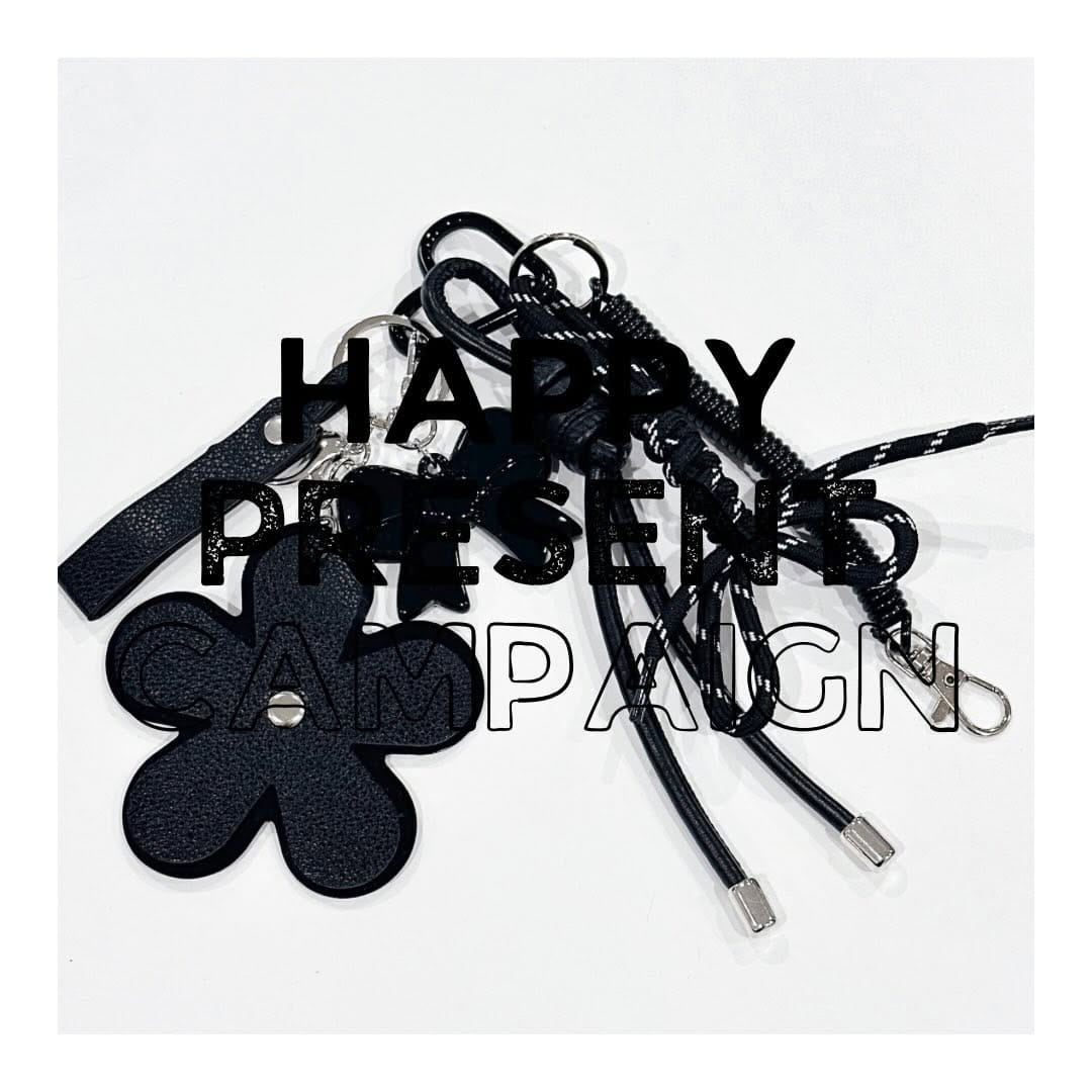 Post 5 by 【selectshop yolo】鶴橋コリアタウン韓国雑貨店 on Instagram (carousel)