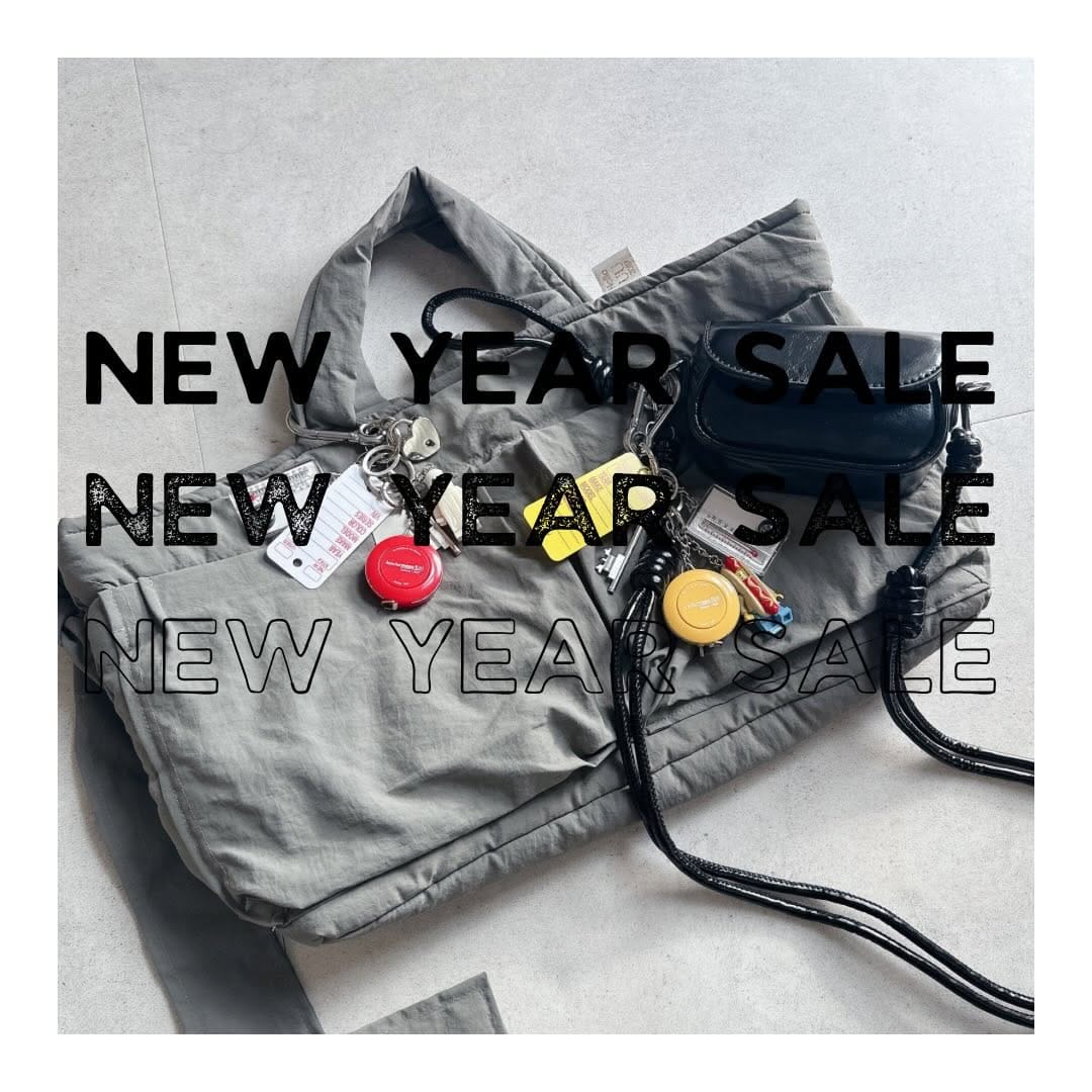 Post 8 by 【selectshop yolo】鶴橋コリアタウン韓国雑貨店 on Instagram (carousel)