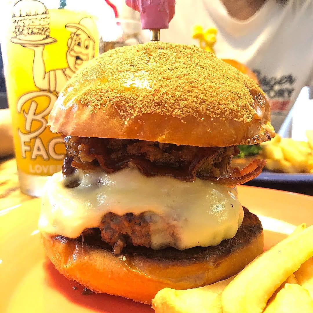 Post 7 by TokyoBurgerMap on Instagram (carousel)