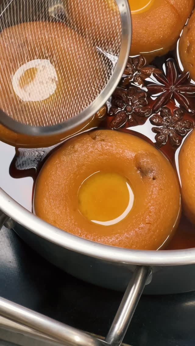 Post 10 by Patisserie Hiroya Minamisawa on Instagram (video)