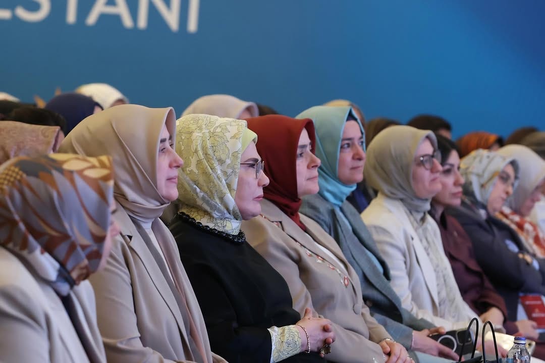 Post 6 by AK Parti GM Kadın Kolları on Instagram (carousel)