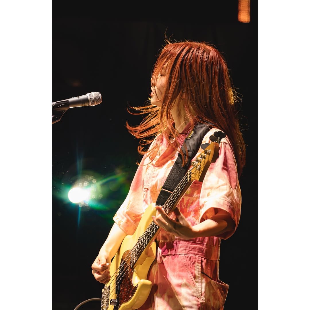 Post 2 by SHISHAMO on Instagram (image)