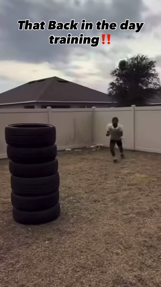 Post 1 by 😆👣💪🏿 on Instagram (video)