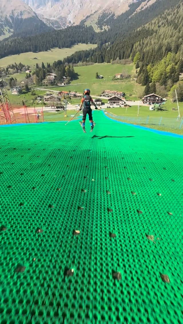 Post 3 by Alberto Magri on Instagram (video)