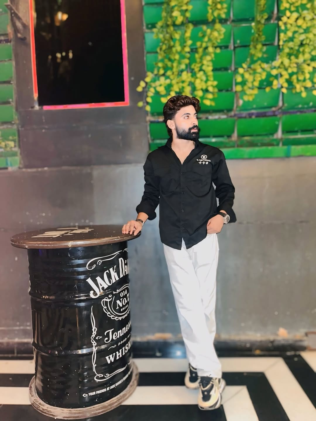 Post 6 by 🌹مسٹر یعقوب ڈی ایکس🌹 on Instagram (carousel)