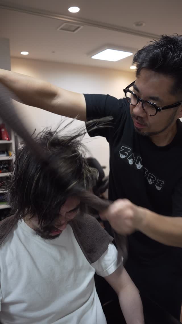 Post 9 by 大平(Oodaira)@ZANGIRI Barber💈JAPAN Tokyo Shinjuku on Instagram (video)