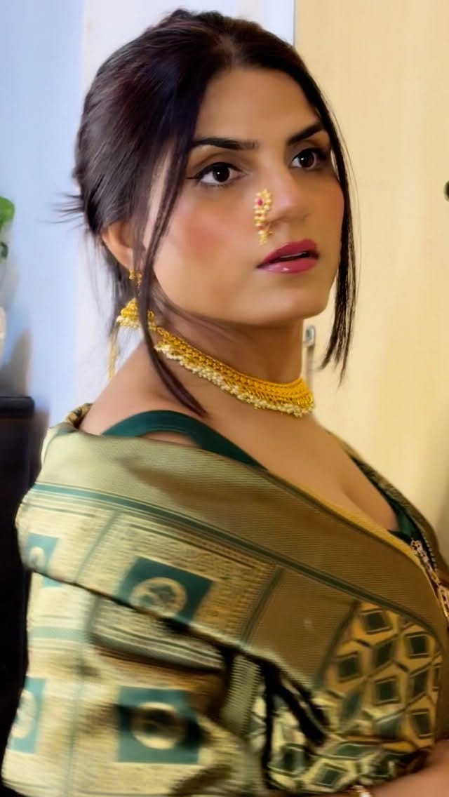 Post 8 by Richa Sharma on Instagram (video)