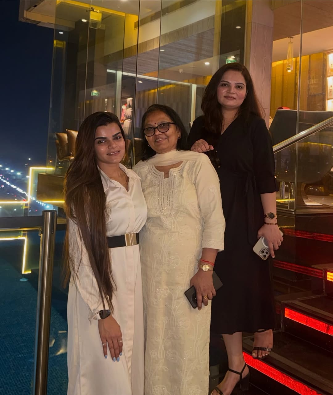 Post 6 by Mahima Indu Gaur on Instagram (carousel)