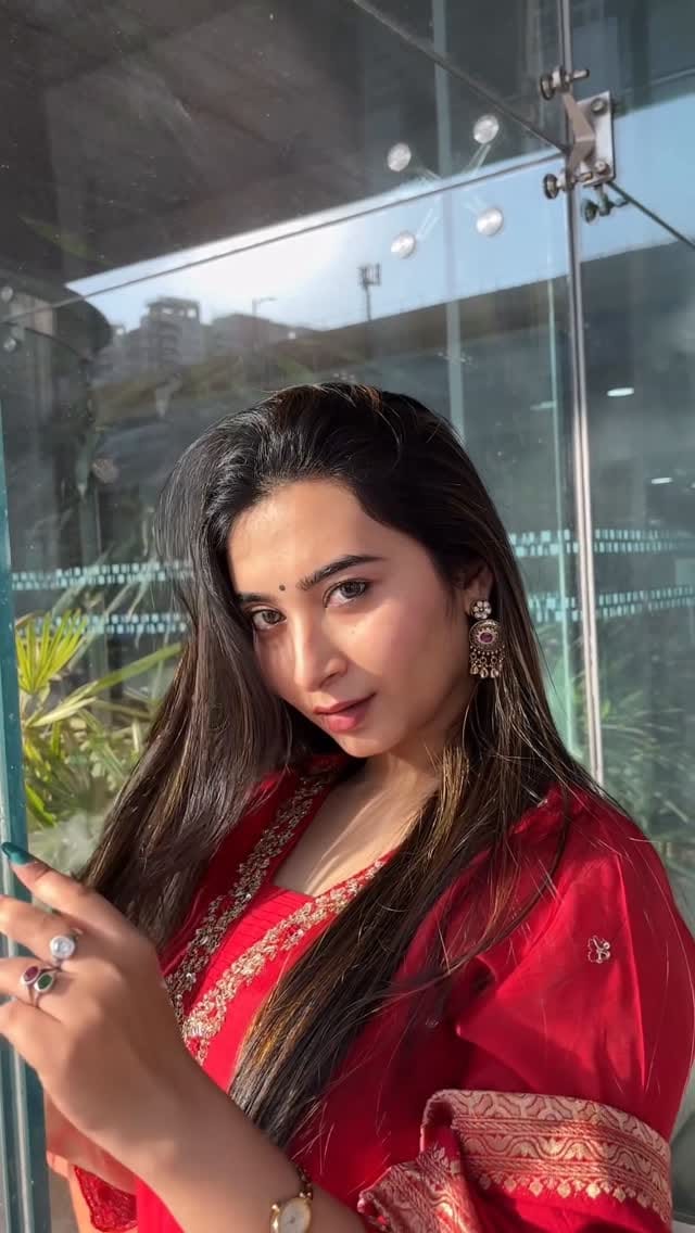Post 4 by 💙ⓐⓢⓜⓘⓣⓐ💙 on Instagram (video)