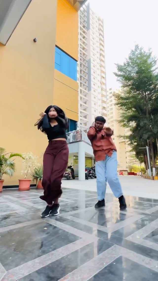 Post 9 by vishuu__🇮🇳 on Instagram (video)