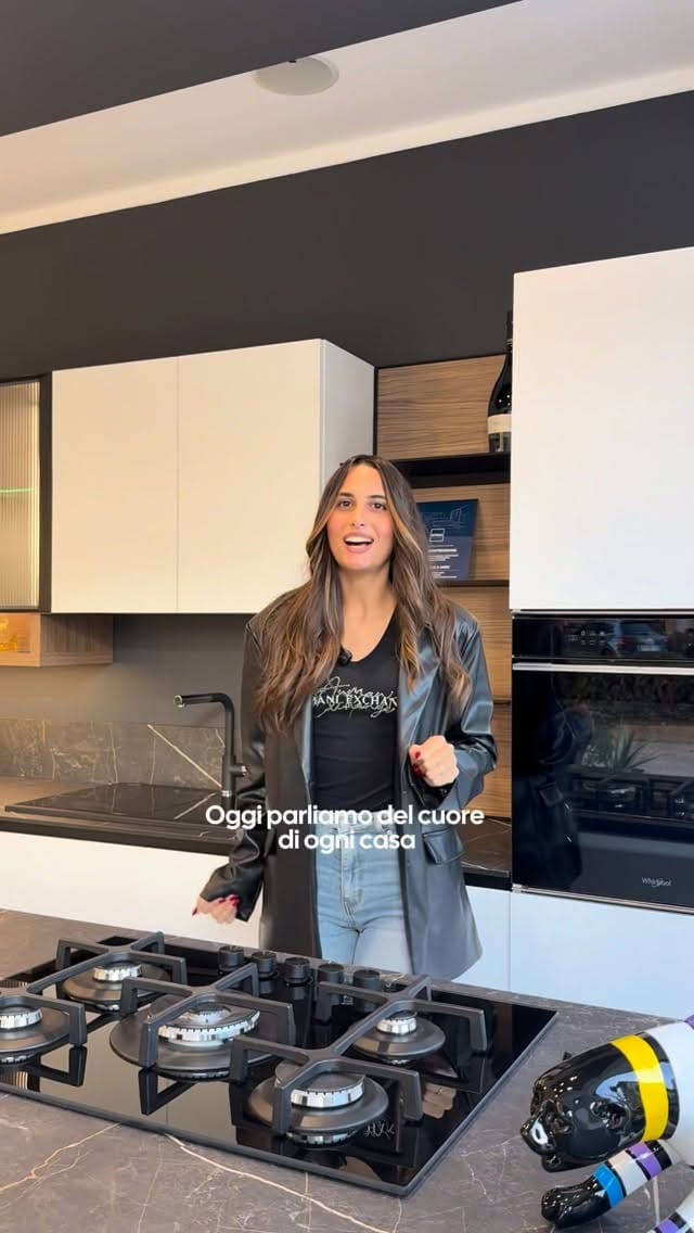 Post 5 by C4 Home Arredamenti on Instagram (video)