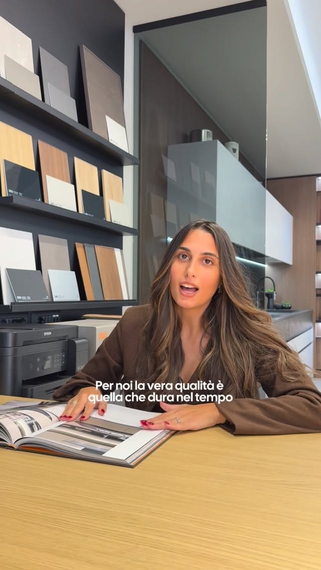 Post 6 by C4 Home Arredamenti on Instagram (video)