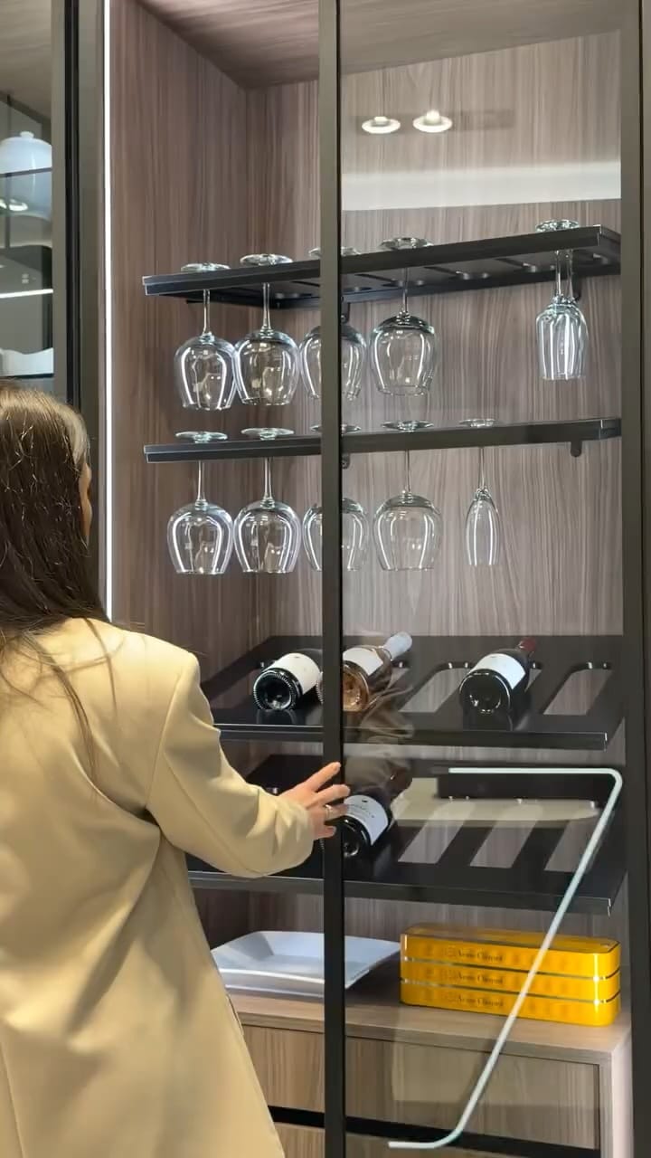 Post 3 by C4 Home Arredamenti on Instagram (video)