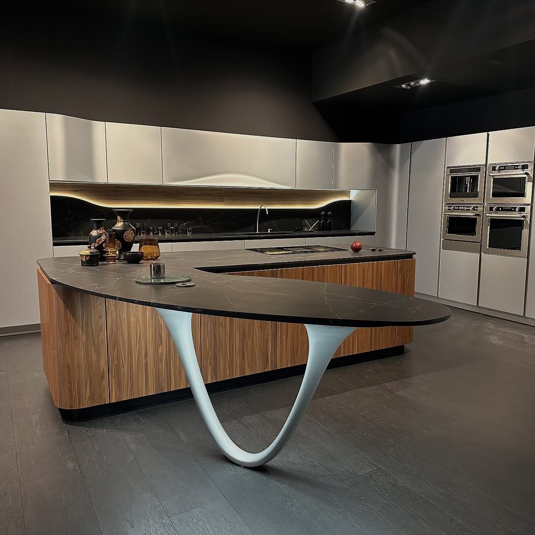 Post 8 by C4 Home Arredamenti on Instagram (image)