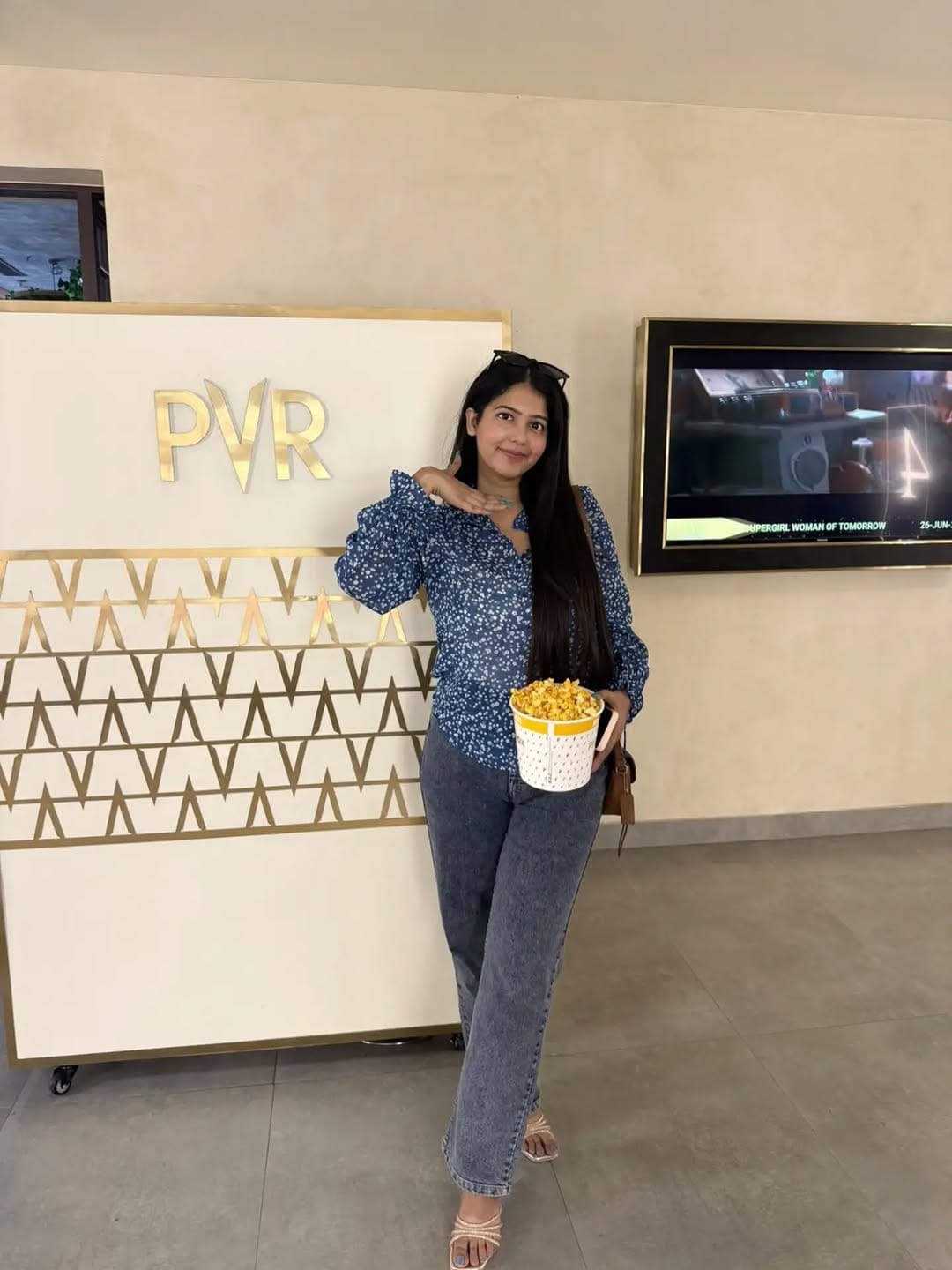 Post 4 by Apeksha Shrivastava on Instagram (carousel)