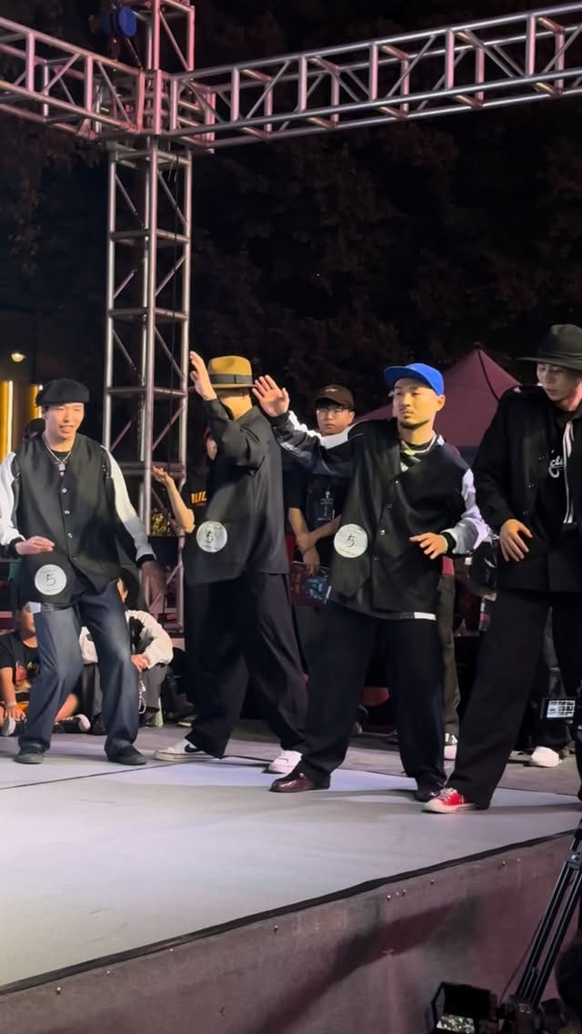 Post 7 by Poppinzero Kim on Instagram (video)