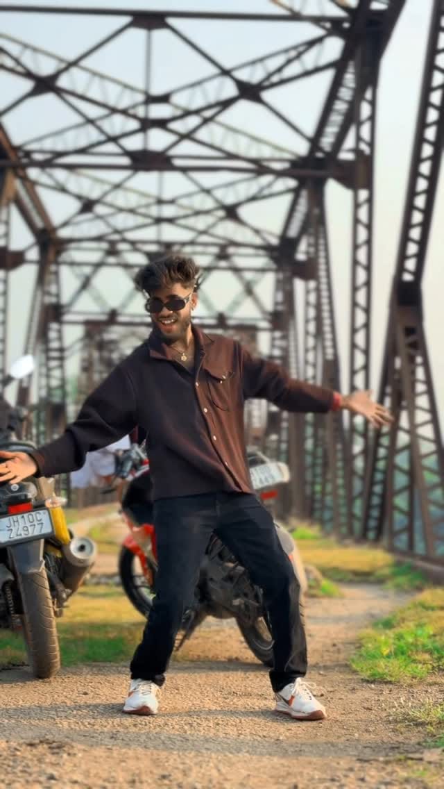 Post 10 by Dharam Hero on Instagram (video)