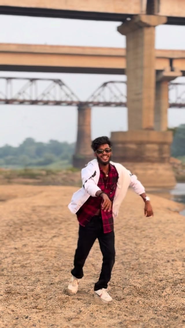 Post 3 by Dharam Hero on Instagram (video)