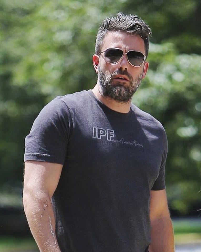 Post 8 by Ben Affleck Fan Page 🧔🏻‍♂️ on Instagram (carousel)