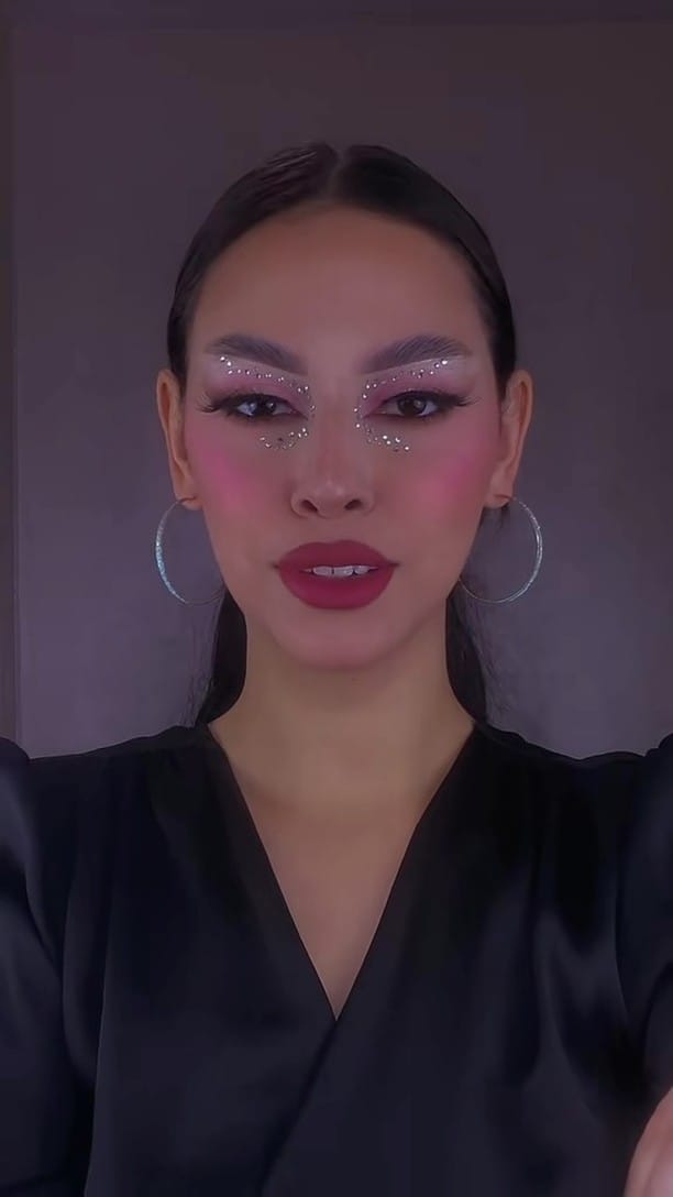 Post 8 by Nabila Ajouri on Instagram (video)