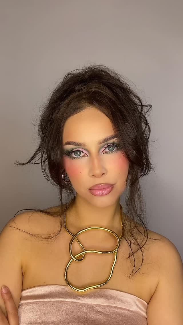 Post 7 by Nabila Ajouri on Instagram (video)