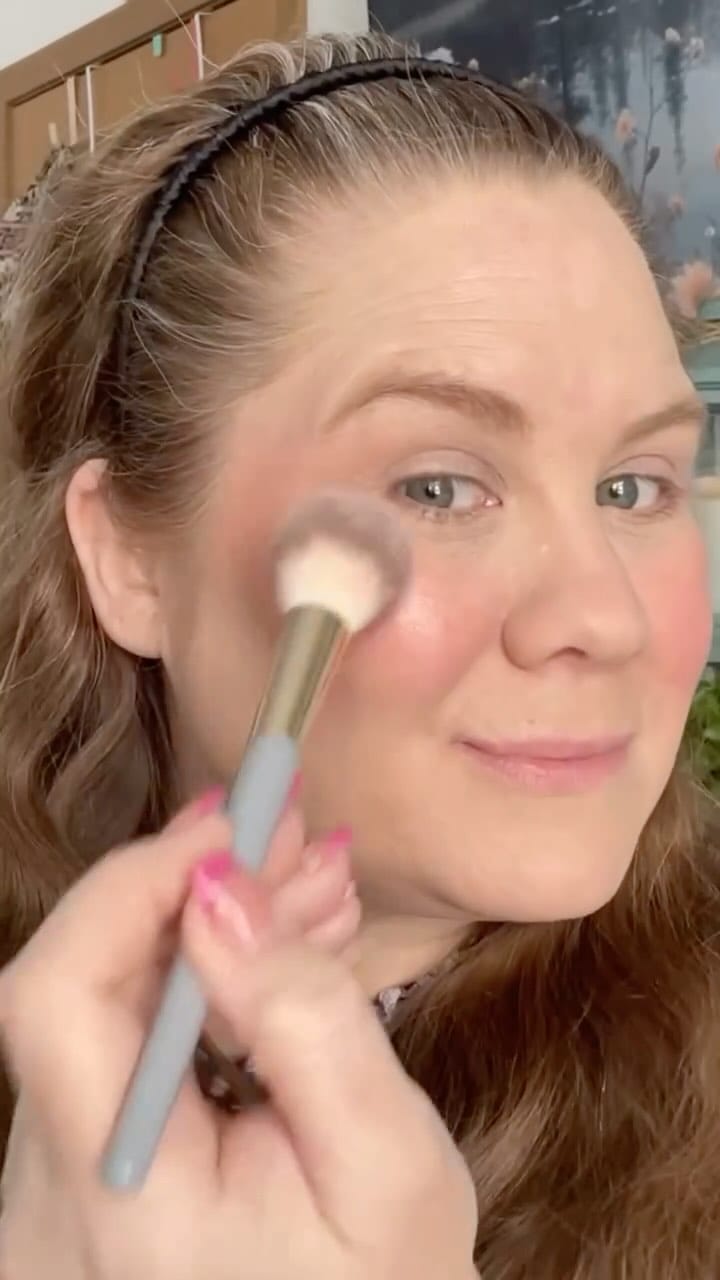 Post 10 by ~𝑨𝒏𝒏𝒆 𝑾𝒉𝒊𝒕𝒏𝒆𝒚~ on Instagram (video)