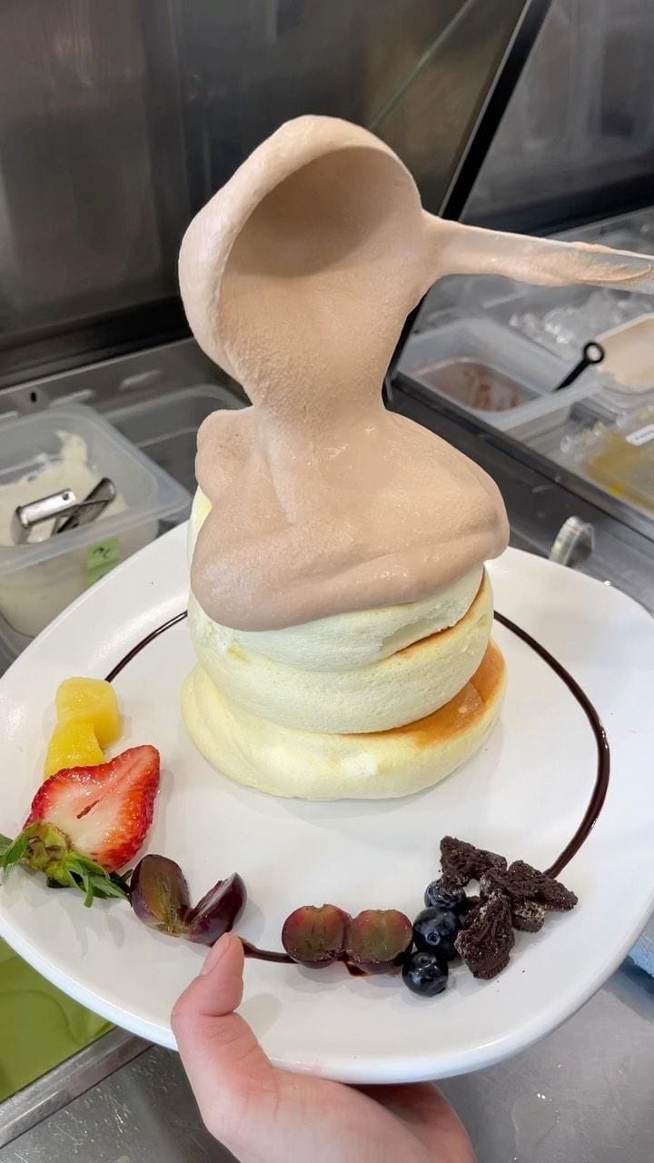 Post 10 by Motto Tea Cafe on Instagram (video)