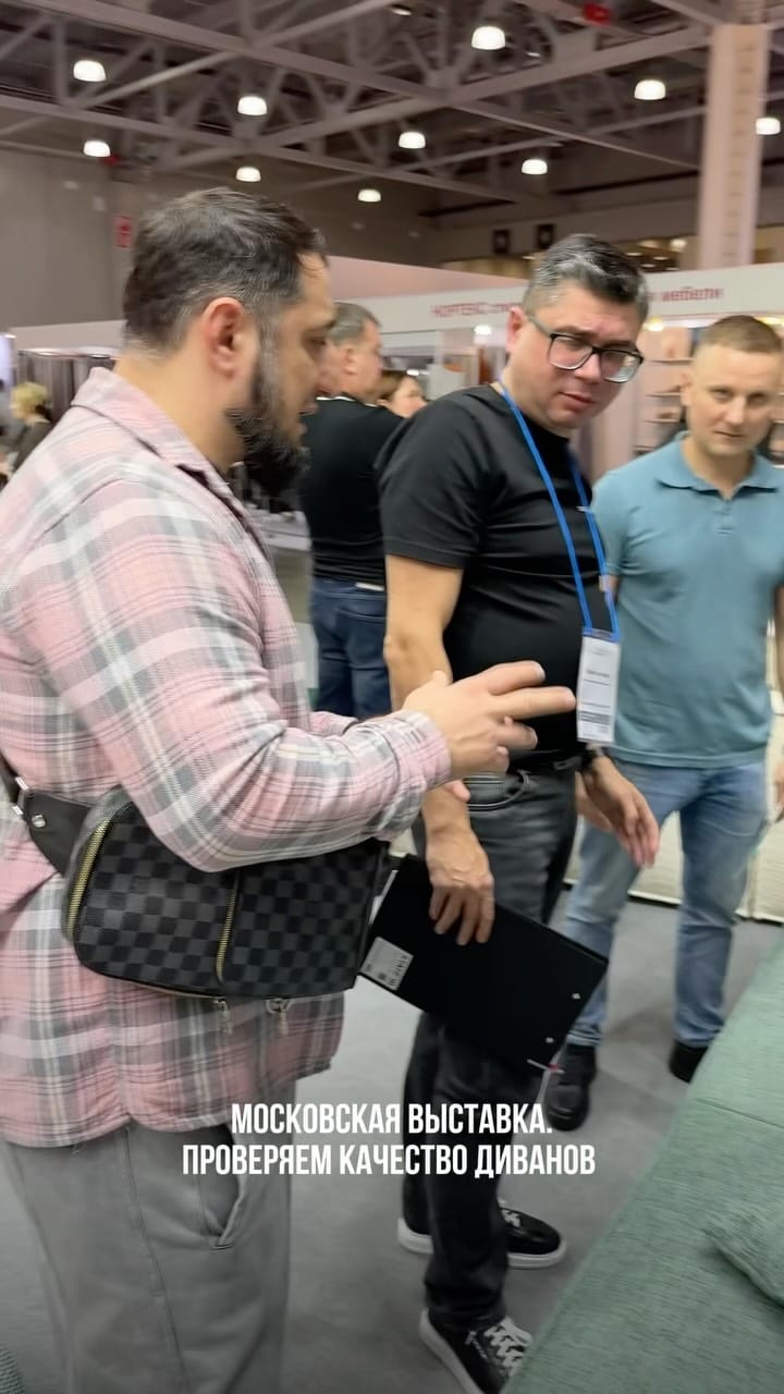 Post 1 by Диваны/мягкая мебель on Instagram (video)