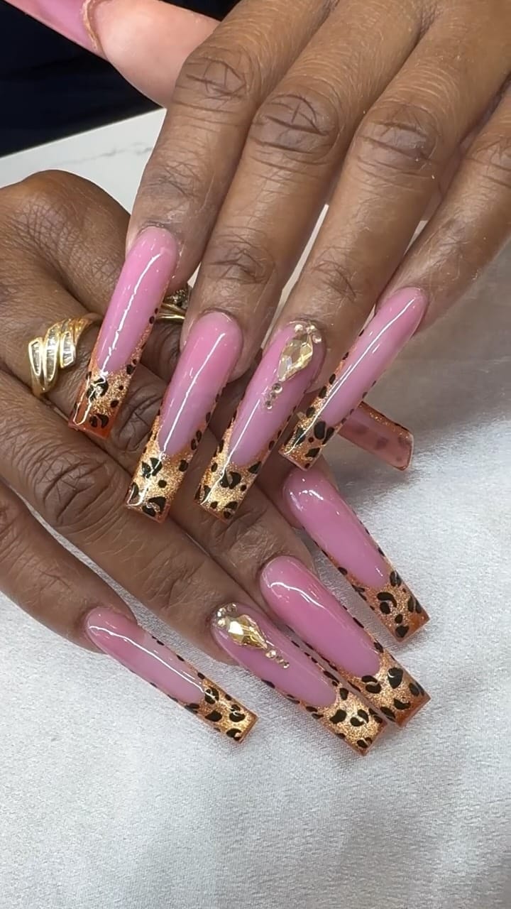 Post 4 by ✨ Nails By Vany Le | Fort Myers on Instagram (video)