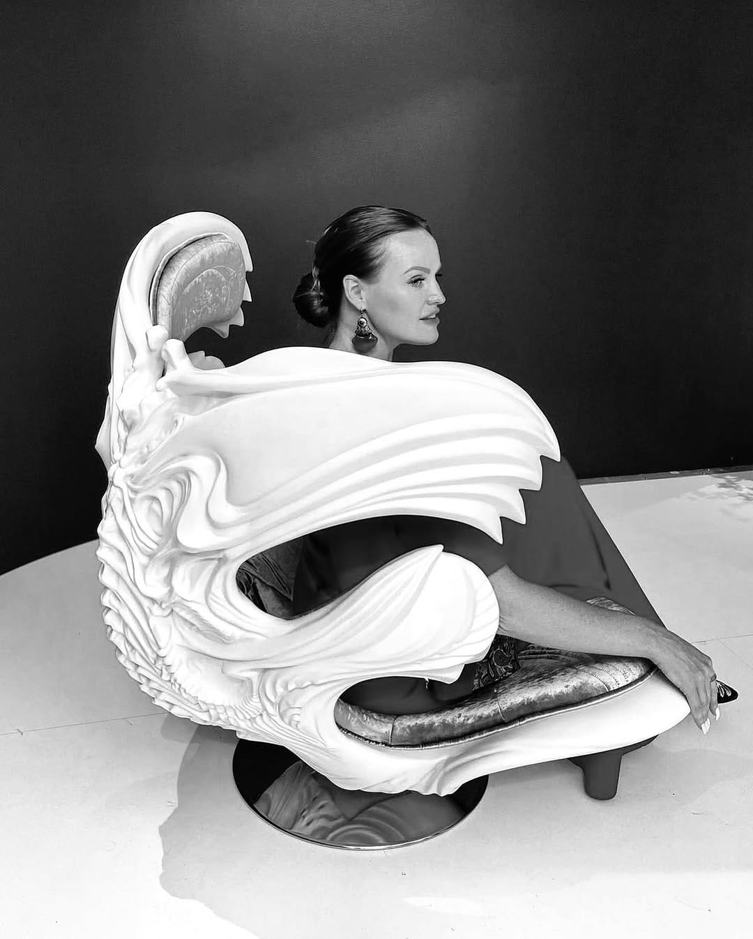 Post 10 by I r i n a   C h u n on Instagram (carousel)