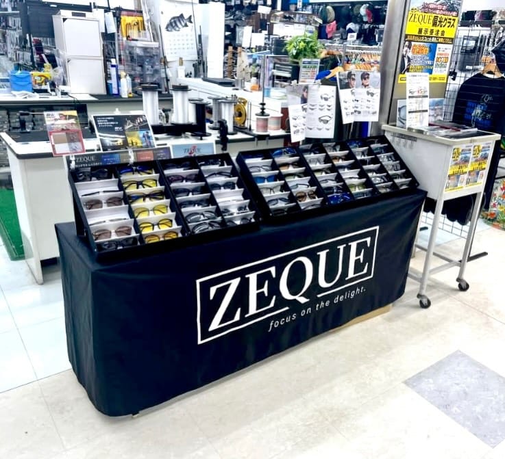 Post 4 by 偏光サングラスブランド　ZEQUE on Instagram (image)