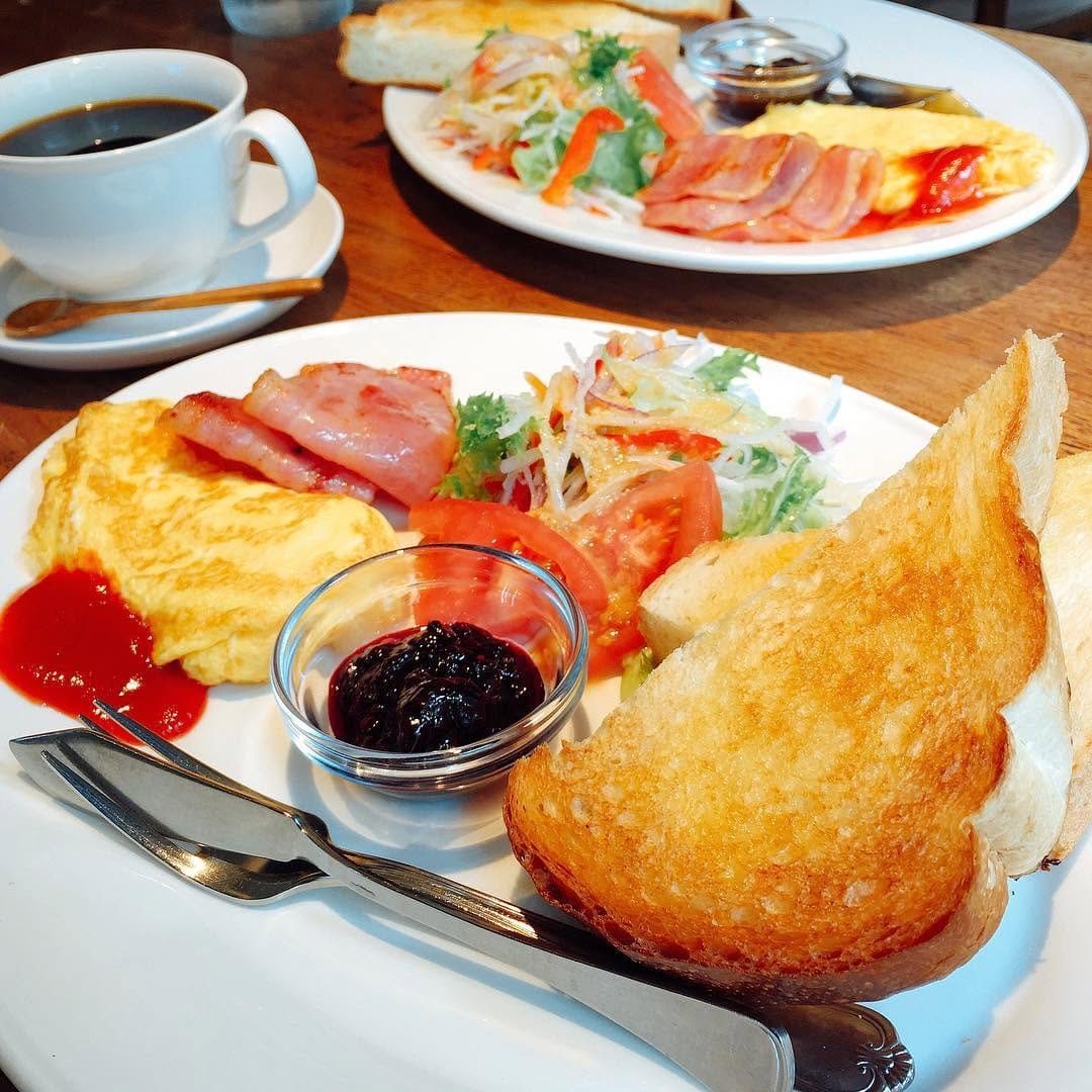 Post 2 by きょうの朝ごはん🍞 / 朝食 / モーニング on Instagram (image)