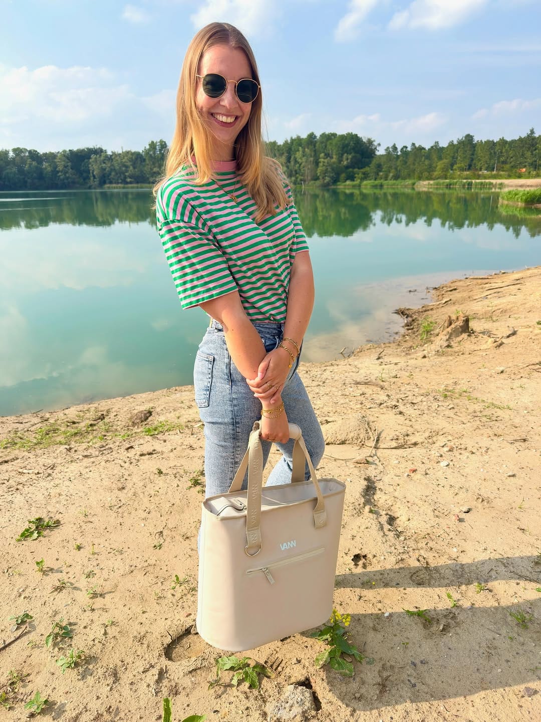 Post 6 by Girls-Things on Instagram (carousel)