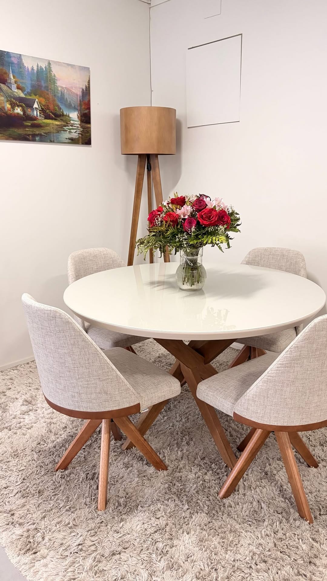 Post 4 by DELUCA DECOR on Instagram (video)