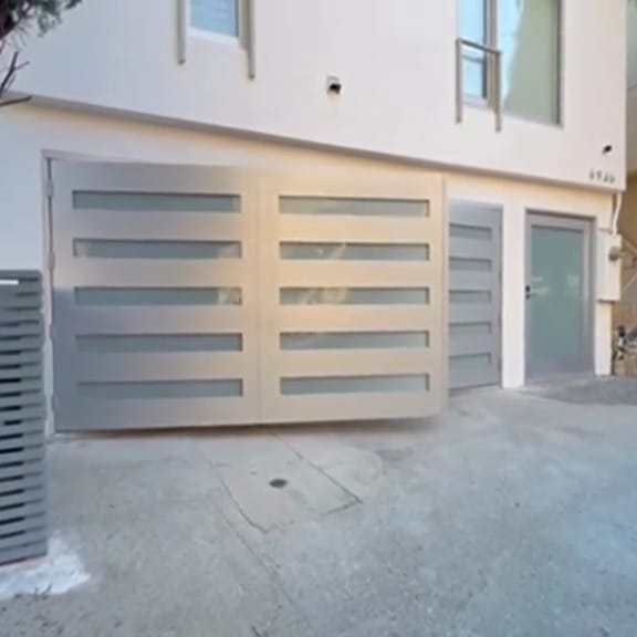 Post 10 by Dynamic Garage Door on Instagram (video)
