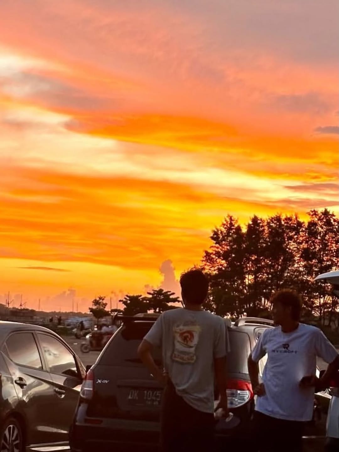 Post 5 by ONEWORLD SURFSHOP on Instagram (carousel)