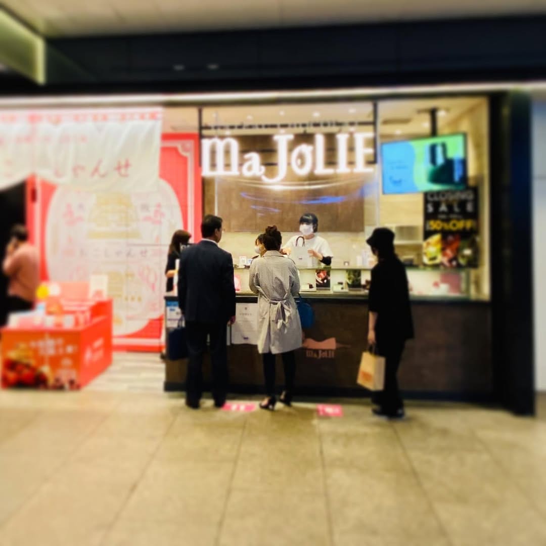 Post 8 by マジョリ🌹大人のガトーショコラ専門店MaJOLIE on Instagram (image)