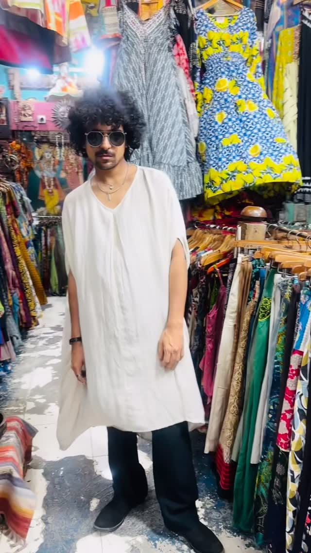 Post 10 by MELA by Dilip Mehra on Instagram (video)