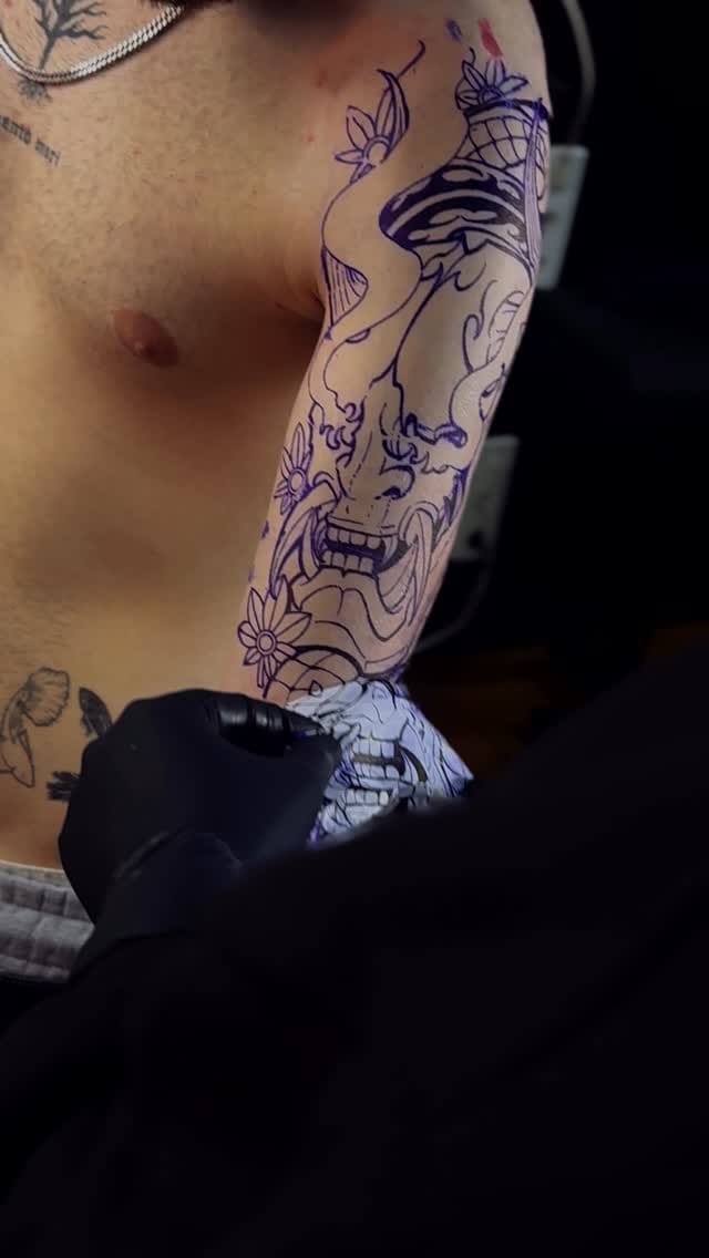 Post 4 by RYU TATTOO PORTO on Instagram (video)
