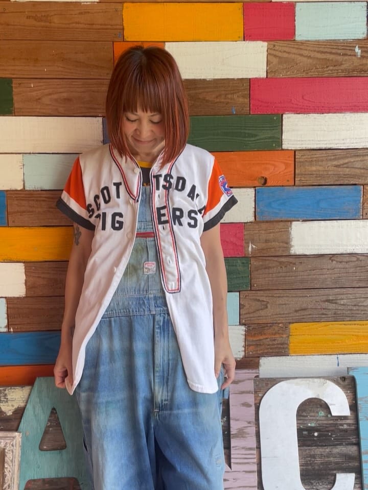 Post 8 by ダンチクロージング on Instagram (carousel)